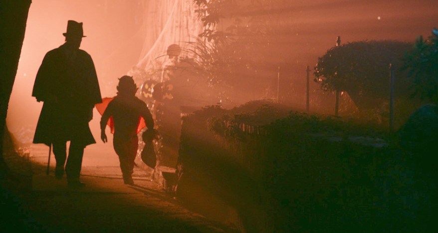 tales-of-halloween-still