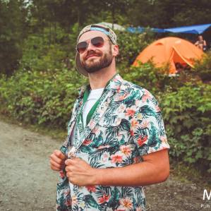 7eeb9b2ec1156de6347766a650913cd9